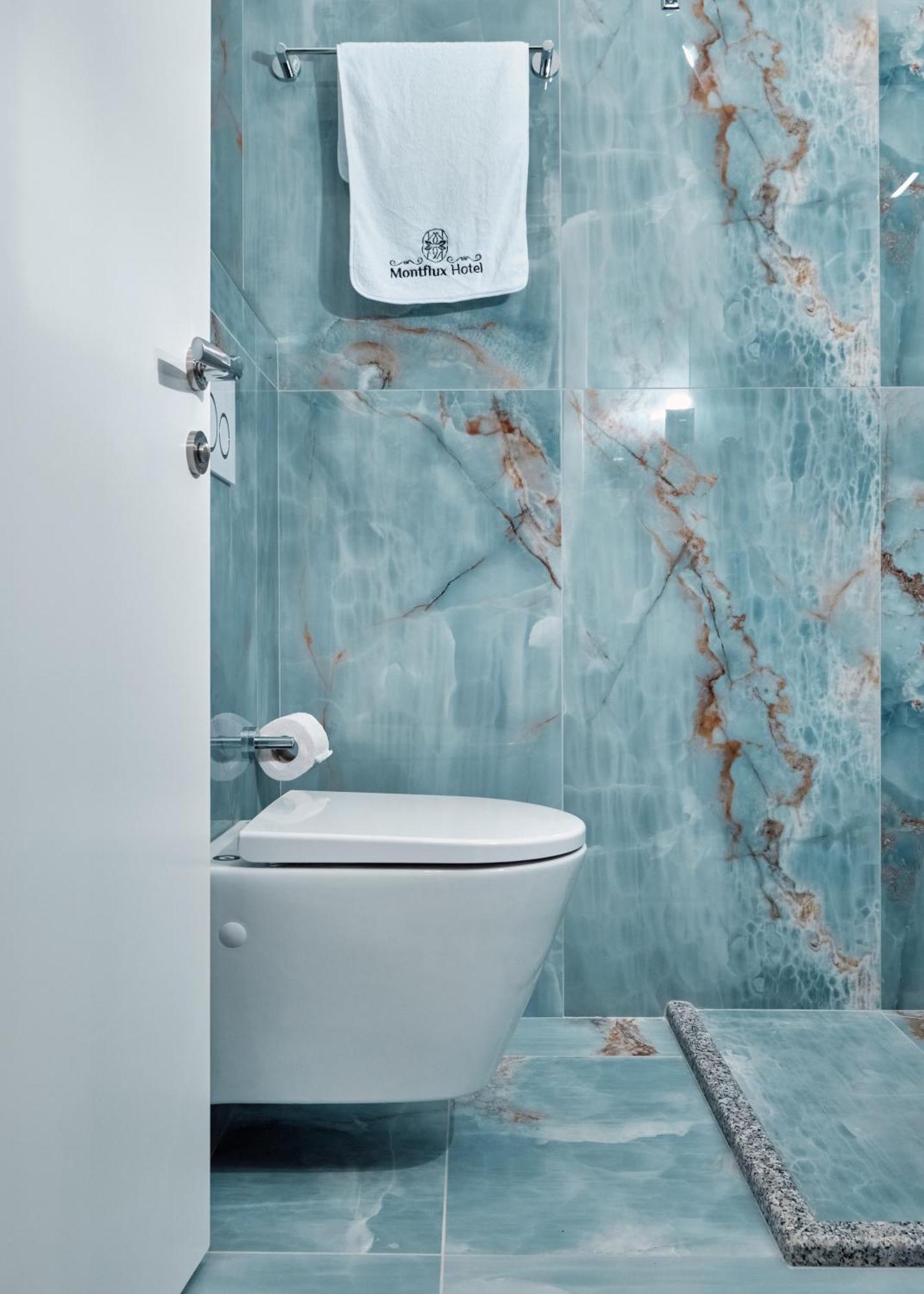 Montflux Hotel Boks Εξωτερικό φωτογραφία