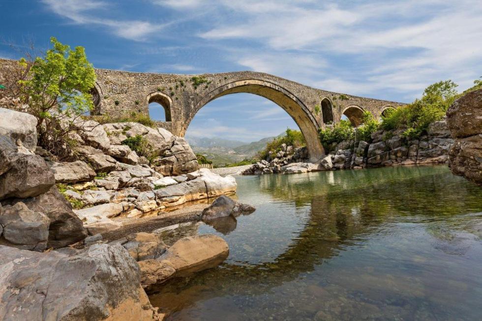 Montflux Hotel Boks Εξωτερικό φωτογραφία