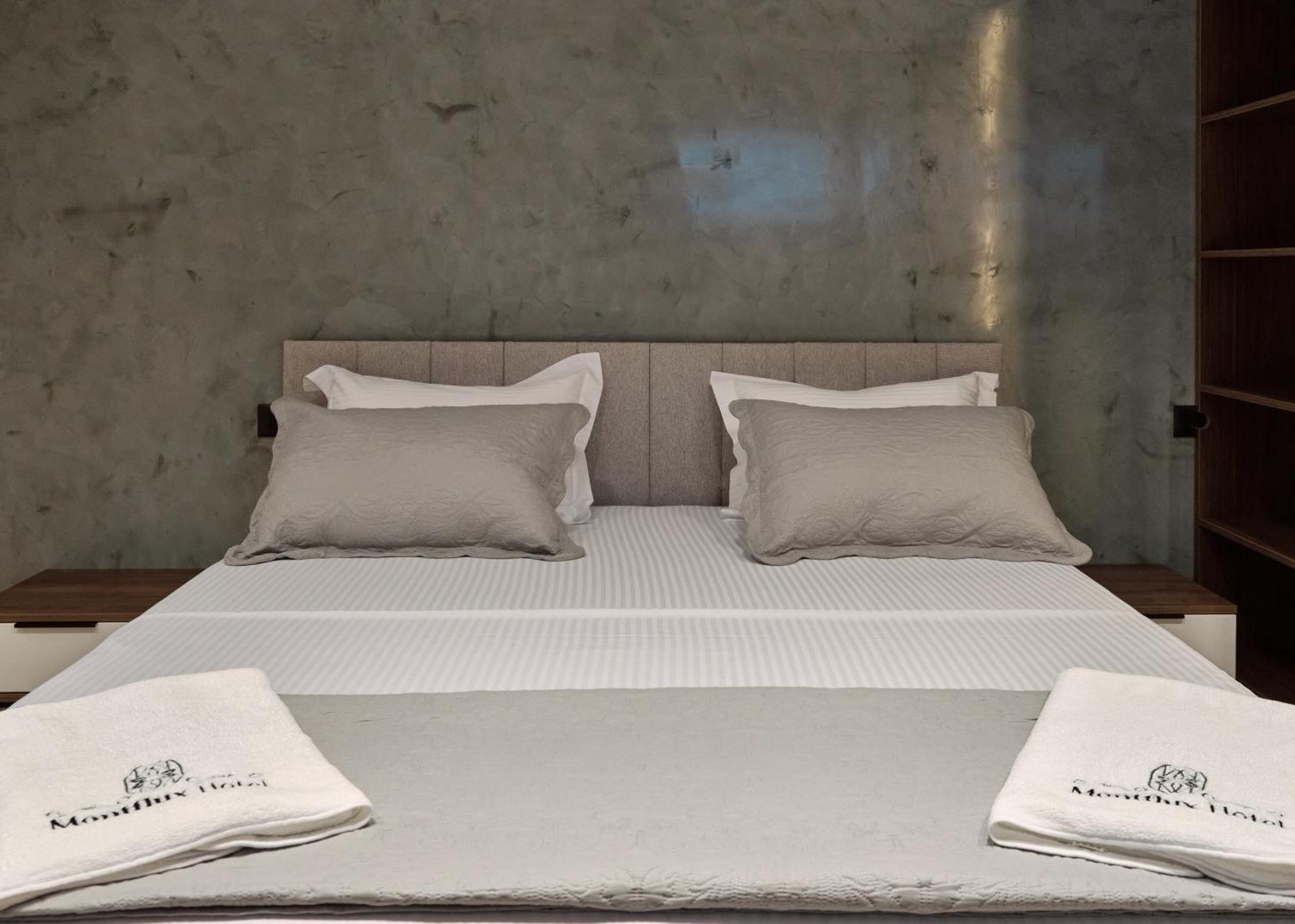 Montflux Hotel Boks Εξωτερικό φωτογραφία