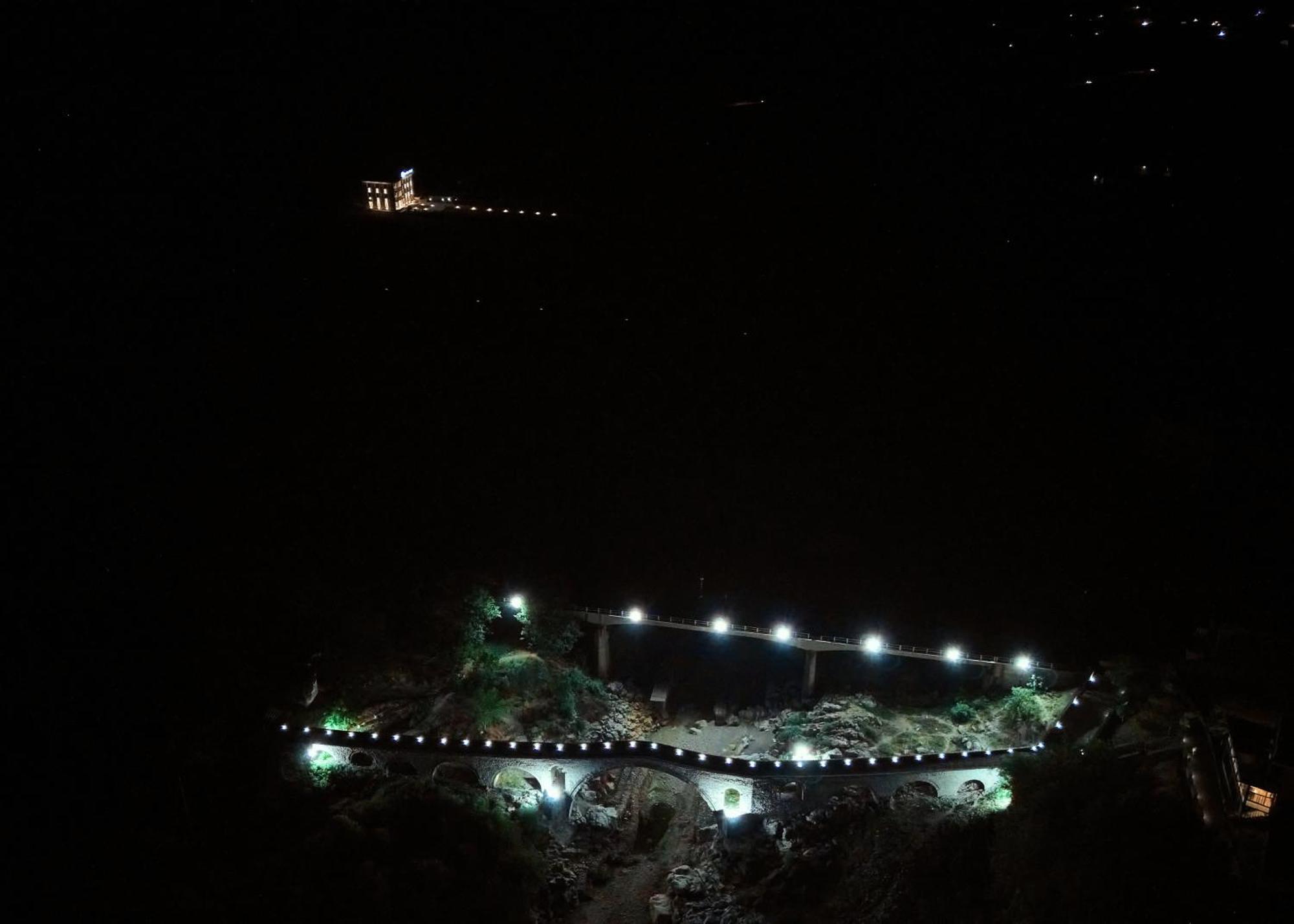 Montflux Hotel Boks Εξωτερικό φωτογραφία